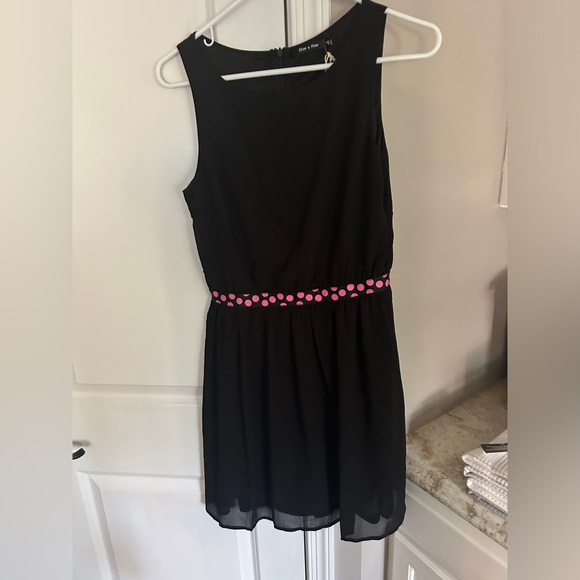 Doe & Rae Black Dress Polka Dot Waistband Small NWT - Picture 1 of 7